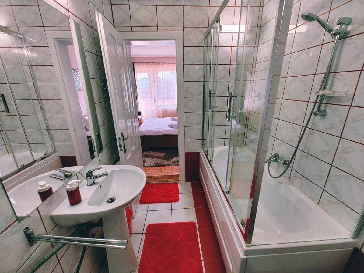 Ten'S Apartment - Spatios Si Linistit Cluj-Napoca Exteriör bild